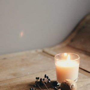 Amber Glass Candle Jars with Lids (12 Pack, 200ml)